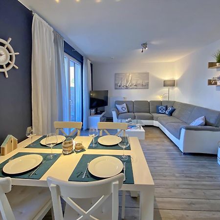 Residenz Von Flotow Wohnung 01 海利根达姆 外观 照片